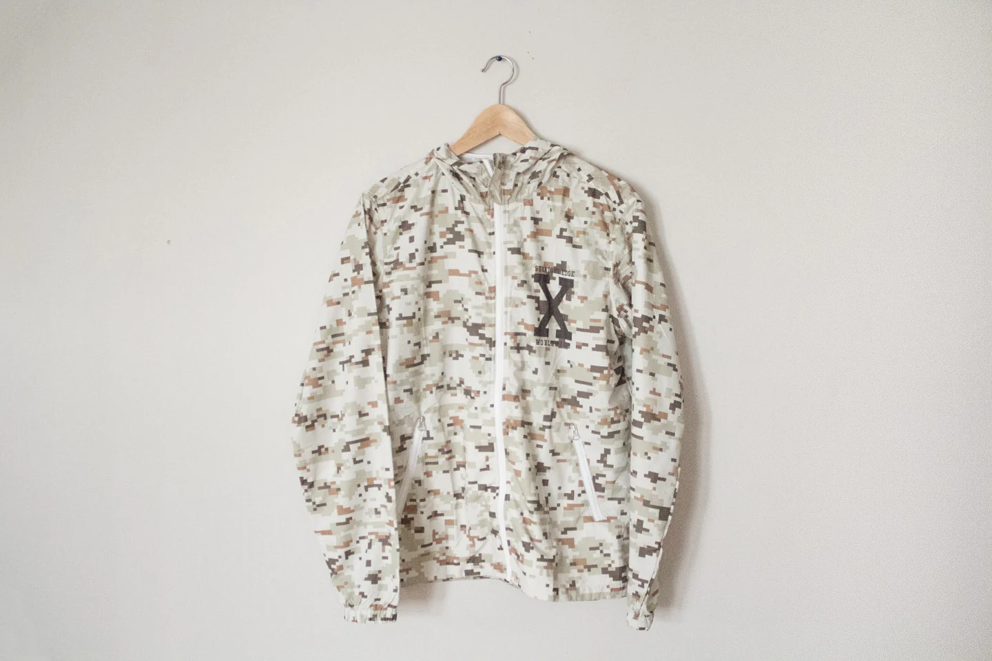 Desert Camo Windbreaker - Image 5