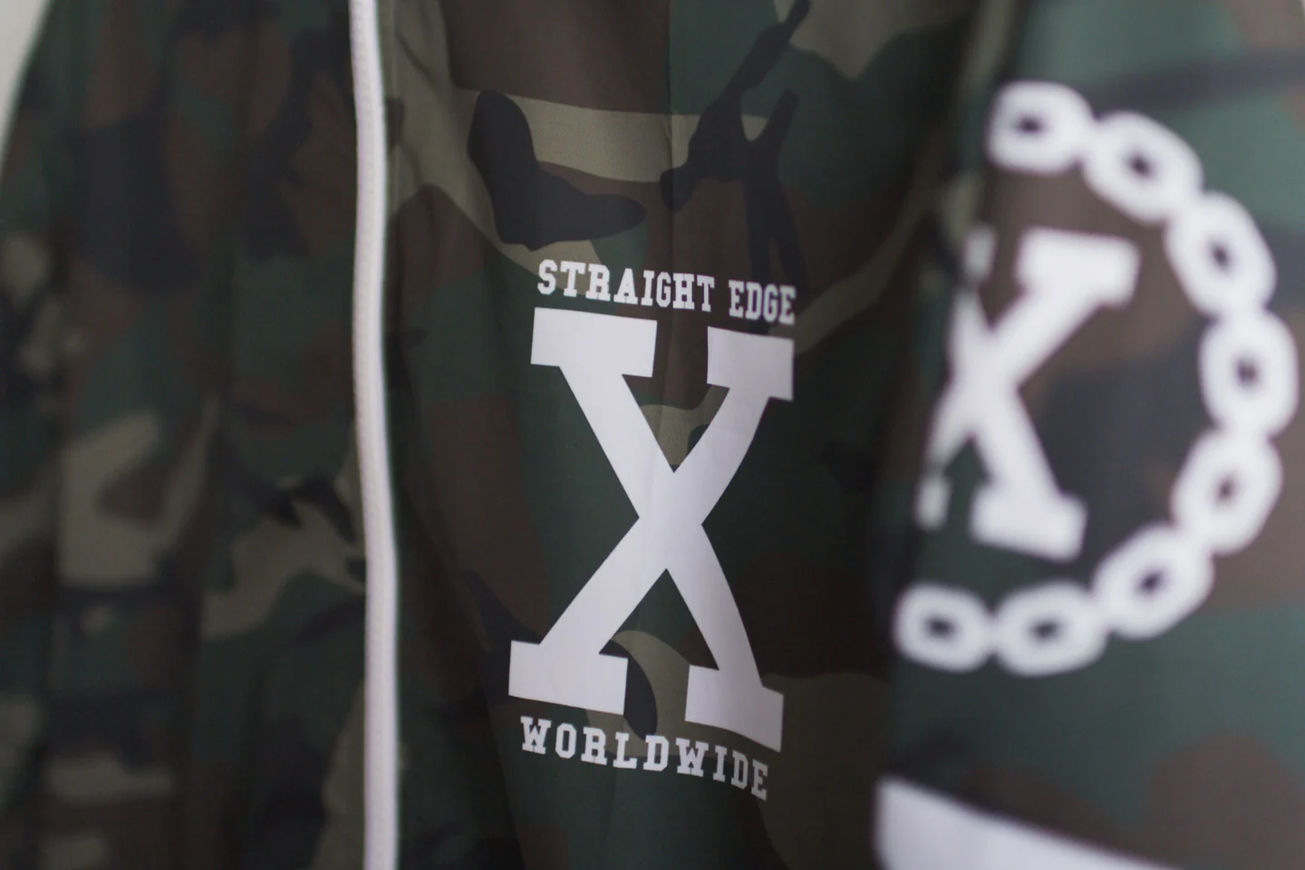 Ladies Woodland Camo Windbreaker - Image 3