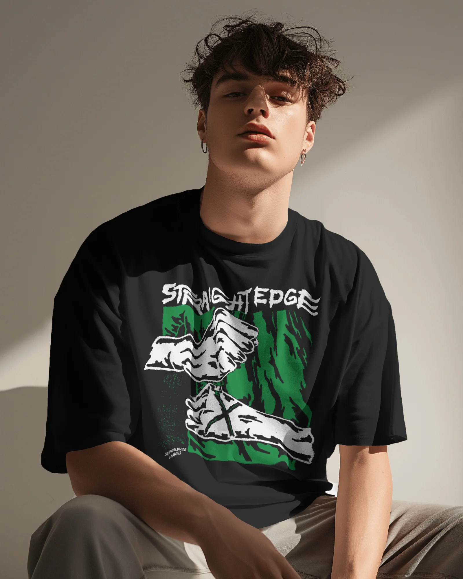 Straight Edge Marker Tee in Black - Image 4