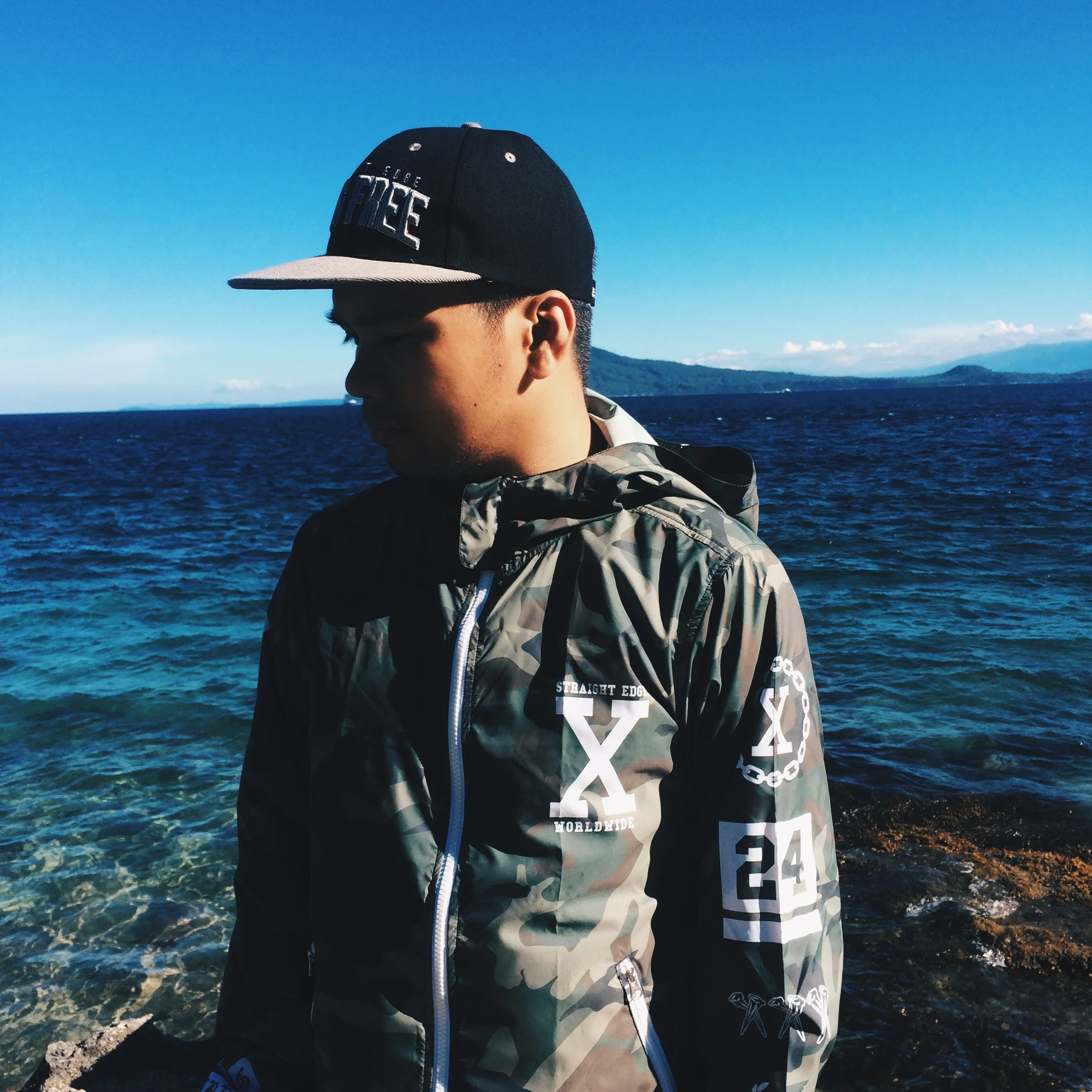 Woodland Camo Windbreaker - Image 8